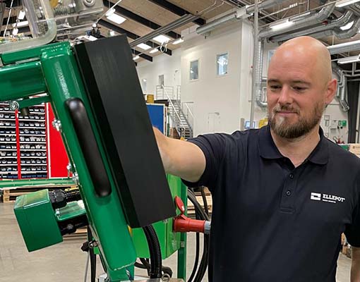 At Ellepot, our job doesn't end when a machine is installed. In many ways, that's where it begins meet our service team Heine